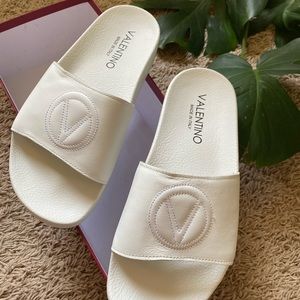 Brand New Valentino Slides